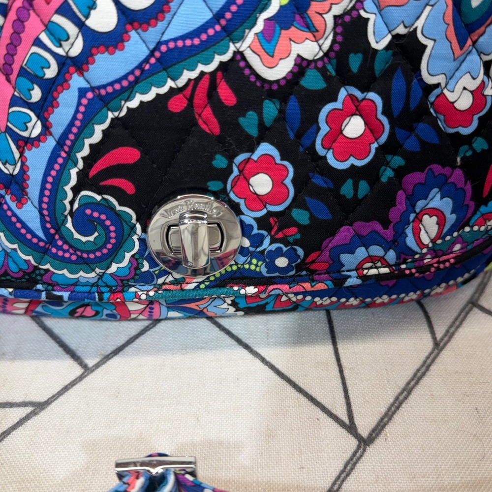 Vera Bradley Crossbody Bag Small Midnight Blues Paisley Quilted Cotton Turnlock - Picture 5 of 12